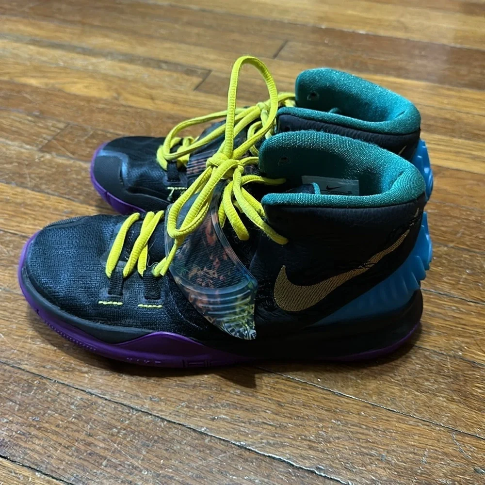 Nike Kyrie 6 Chinese New Year Basketball Shoes, Youth Sz 5